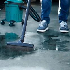 VONROC Aspirateur à Eau Et Poussière 1000W Compact - Réservoir De 12L Et Câble D’alimentation De 5m – Buses, Filtres Et Sac D’aspirateur Inclus 7 VONROC Aspirateur à Eau Et Poussière 1000W Compact - Réservoir De 12L Et Câble D’alimentation De 5m – Buses, Filtres Et Sac D’aspirateur Inclus -Aspirateur et sac Soldes 27768983 3